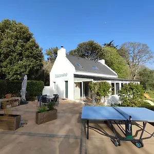 Hébergement de vacances Pascanono - Location De Maison De Avec Jardin Pour à Le Palais, Belle-ile-en-mer, Le Palais